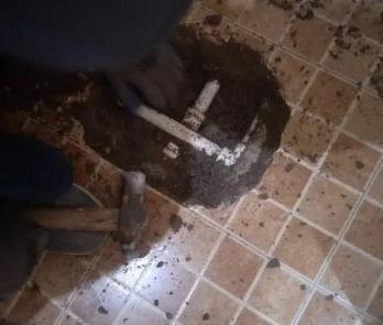 鄂州市卫生间漏水维修公司为您分享下卫生间渗水如何处理及注意事项
